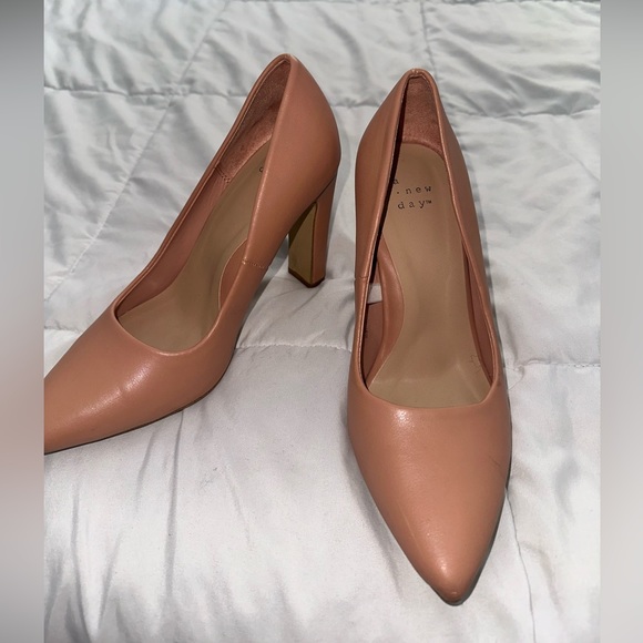 A NEW DAY Rose Pink Heels Chunky Heel Size 7 Blush - Picture 3 of 5